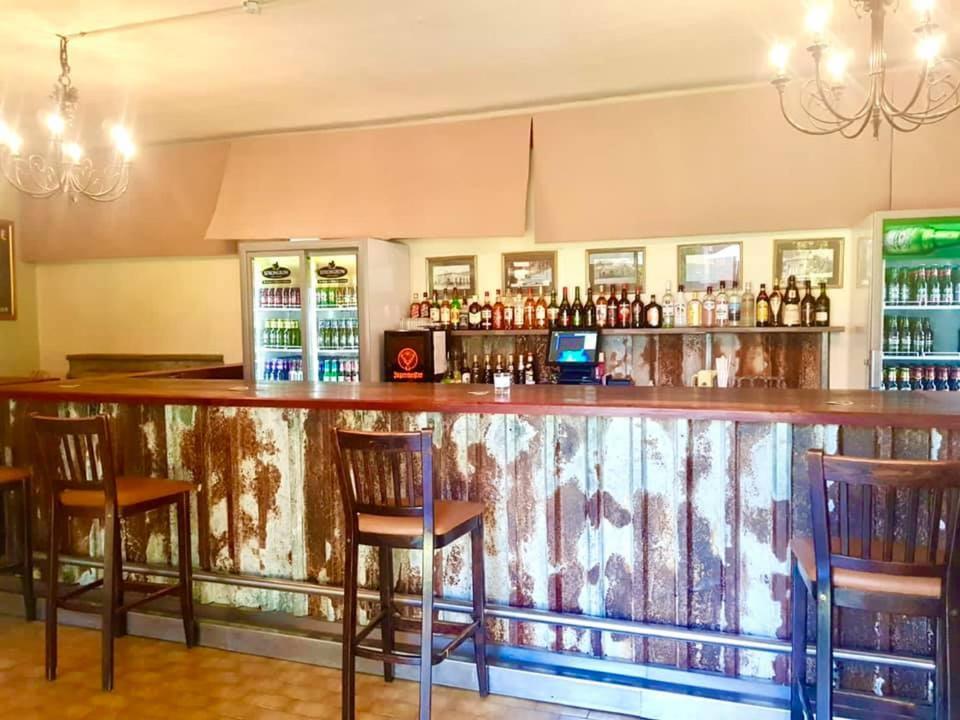 Elgro Hotel Potchefstroom Bagian luar foto